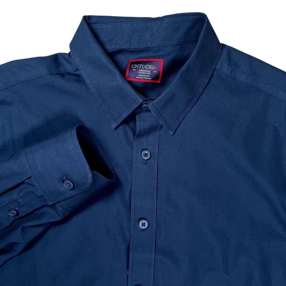 UNTUCKit Button Down Shirt Mens Medium Navy Castello WF Wrinkle Free Long Sleeve